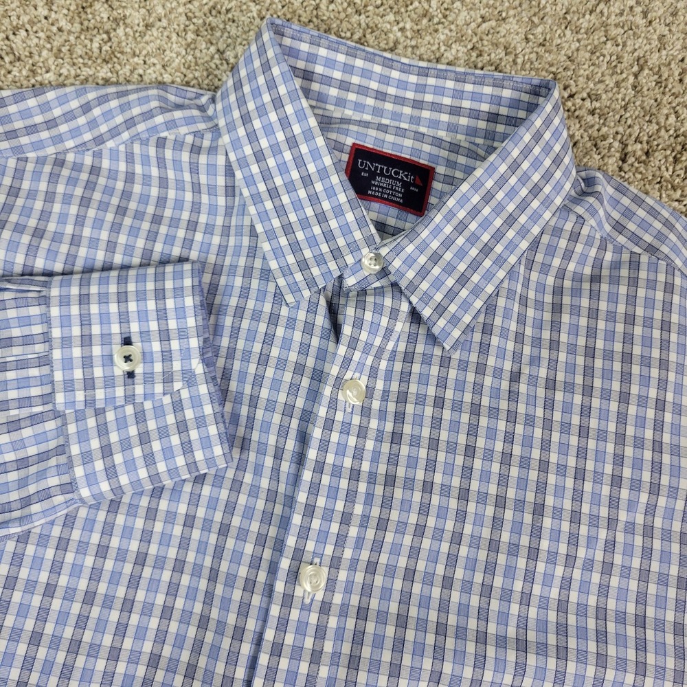 Untuckit Wrinkle Free Mens Medium Blue White Check Button Up Long Sleeve